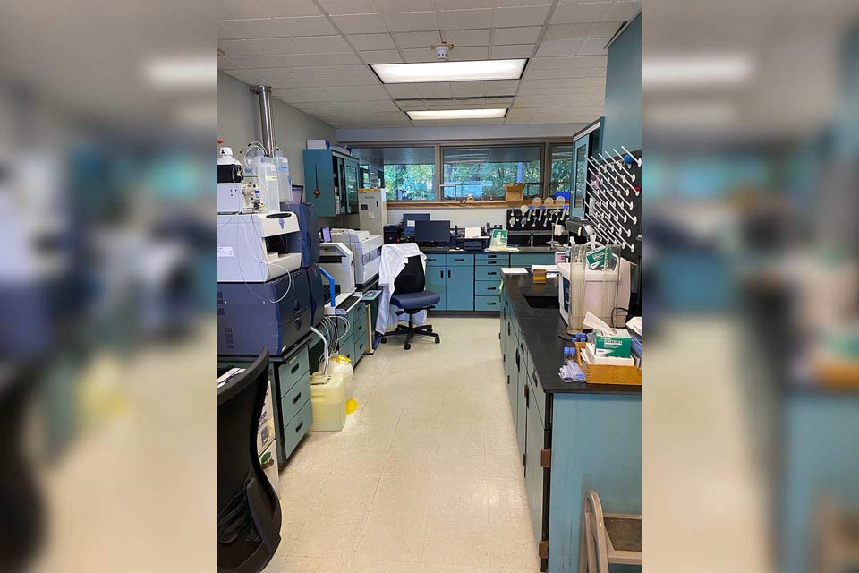 lab renovation near me